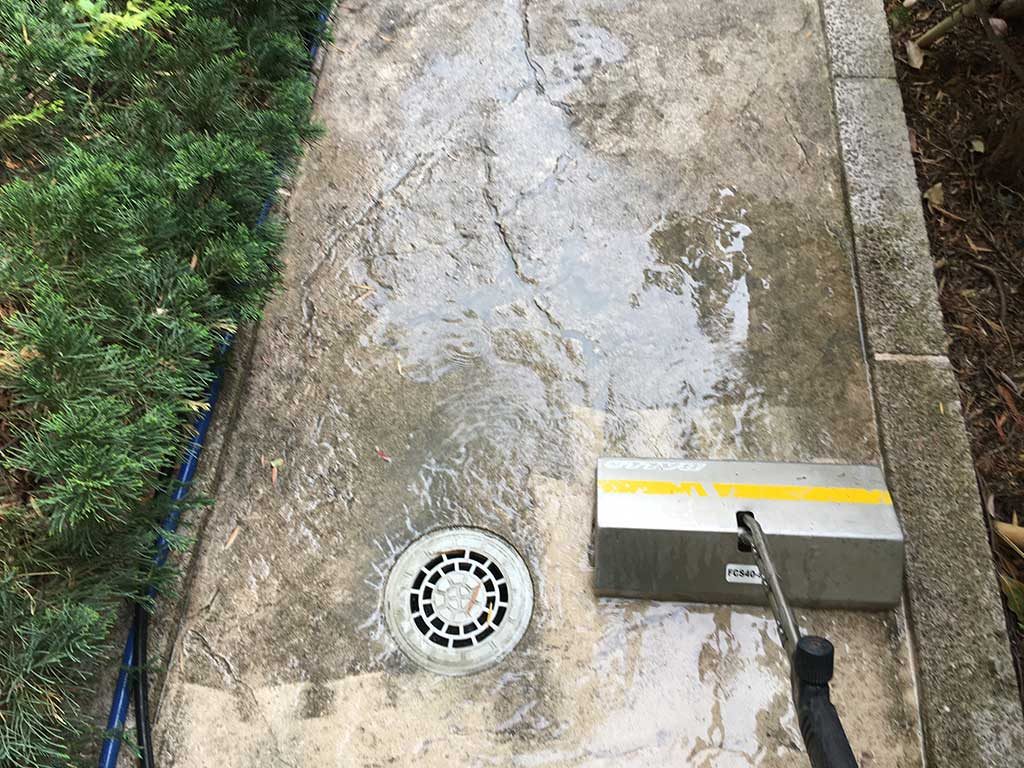 排水管周りの外構洗浄